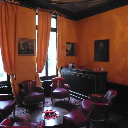 Le 15 - Maison De Prestige A Laon