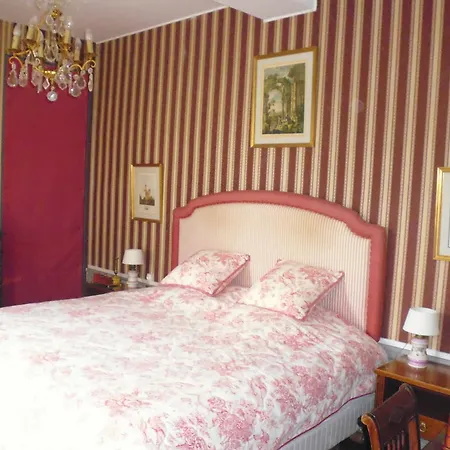 Le 15 - Maison De Prestige A Laon